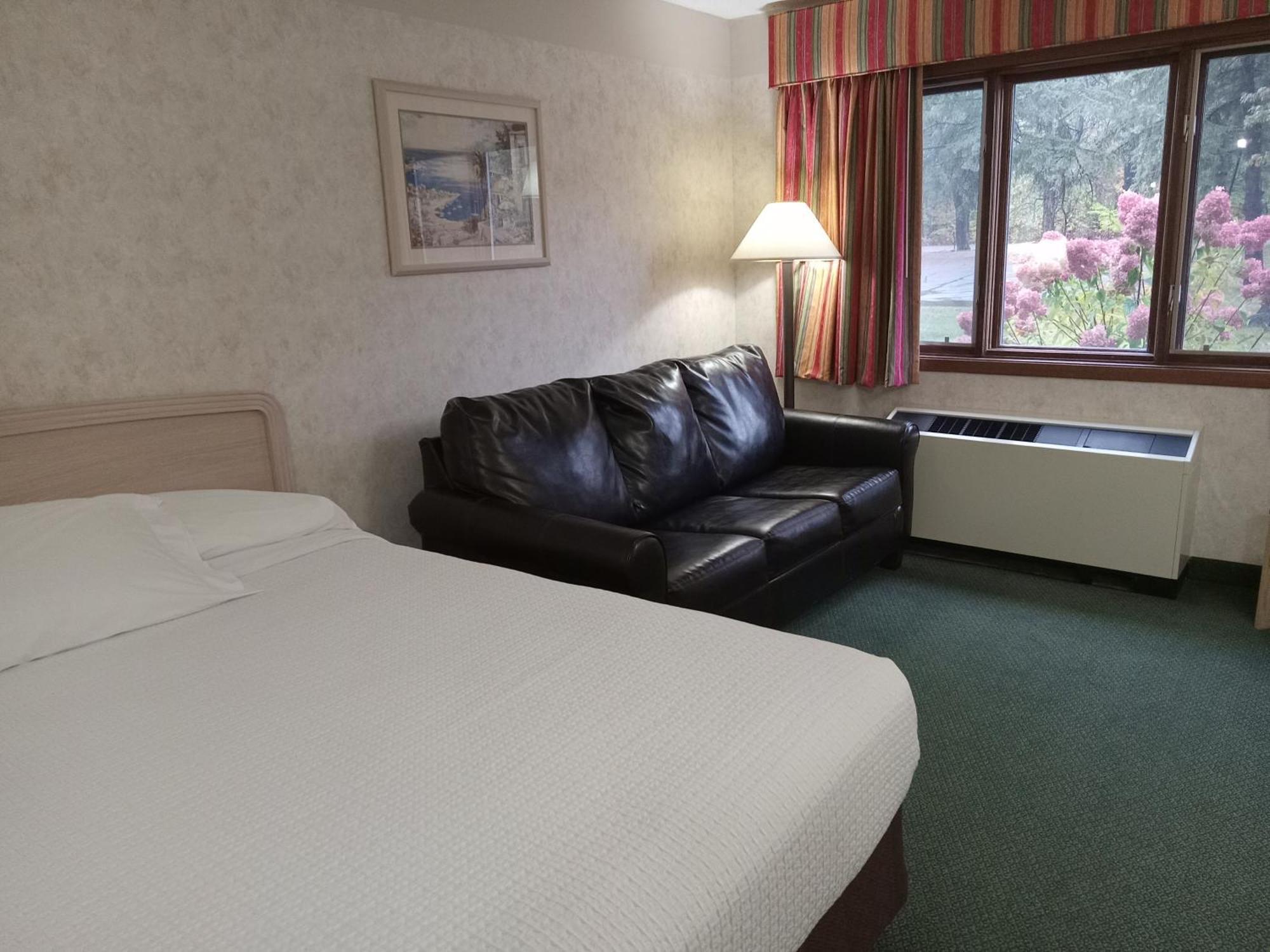 Paradise Shores Hotel Holcombe エクステリア 写真